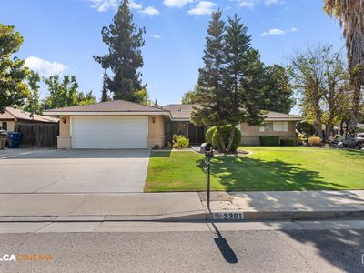 2301 Scarborough Ln