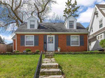 2253 Meadowbrook Dr SE