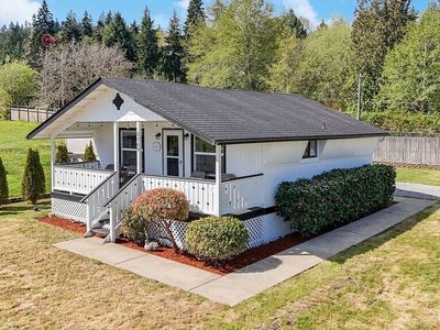 3740 Paradise Bay Rd