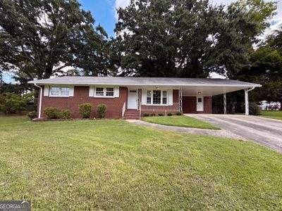 1276 Robin Rd NE