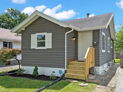 737 Lillian Ave
