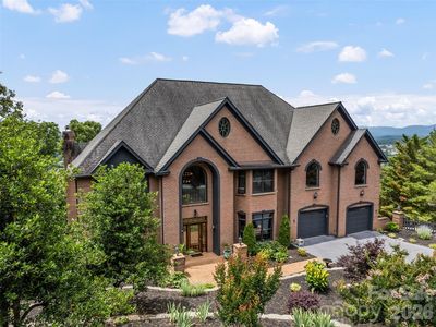 9 Perrion Ave