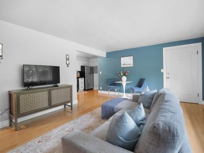 1109 S Walnut St APT 3