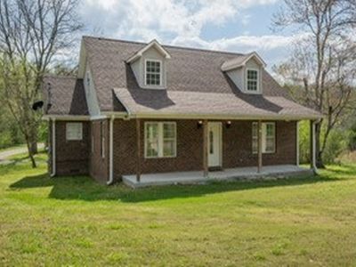 2824 Highway 100