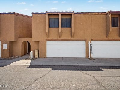 2202 W GLENROSA Avenue #9