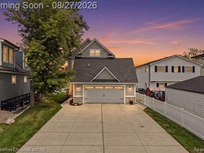 4824 Clinton Dr
