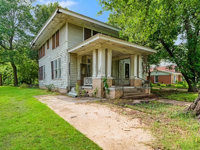 Property at 946 S Church St, Paris, TX