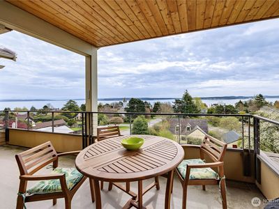 1215 Lawrence Street #402