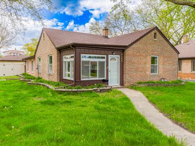 4350 Elm Ave