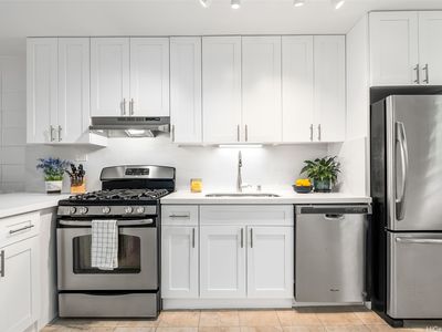 3131 Pualei Cir APT 15