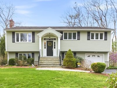11 Sunrise Rd