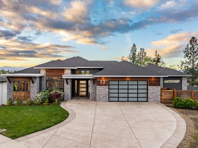 32 Pebble Creek Dr