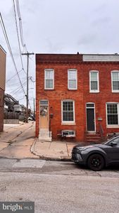 1430 Jackson St