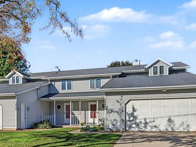 1028 Amberly Trl