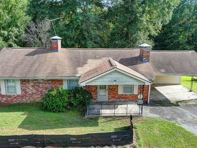 5690 Abbotts Bridge Rd