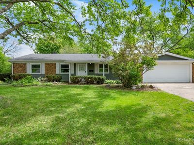 Property at 401 Hill Ave, North Aurora, IL