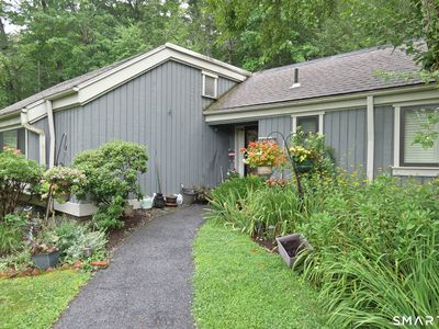 345 Heritage Village #A