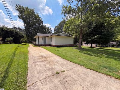 404 W Yellow Wood Dr
