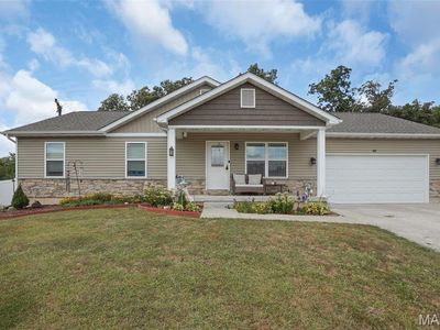 130 Village Circle Dr