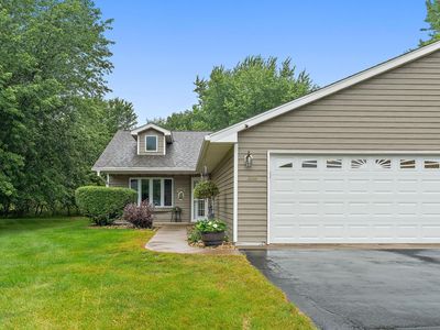 330 Creekview Ct
