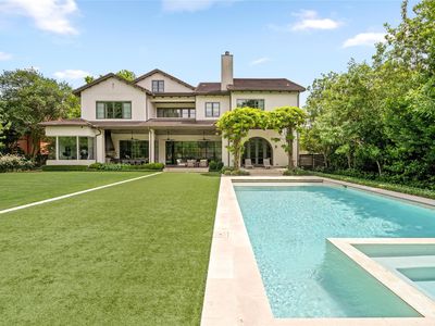 4314 Bellaire Blvd
