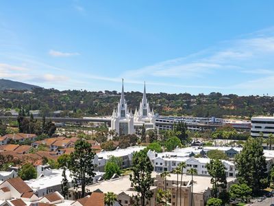 3890 Nobel Dr UNIT 1604