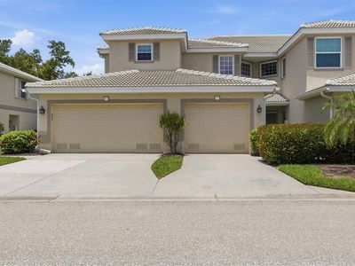 3353 GRAND VISTA COURT #201