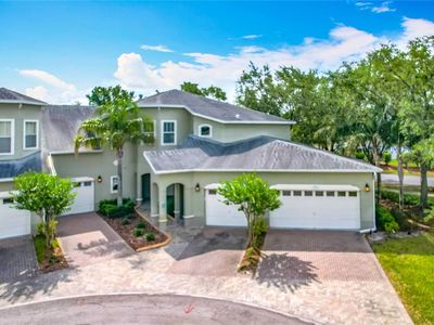 3852 Serenade Ln