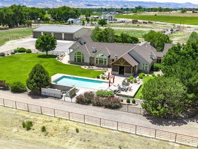 1158 19 Road