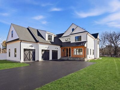 3 Brantwood Ln