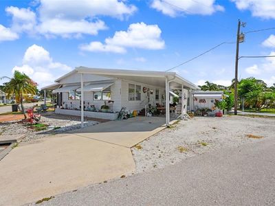 6523 Kansas St