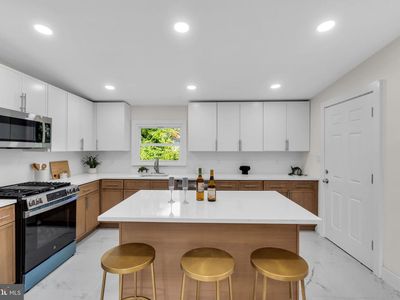 323 Concord Ave