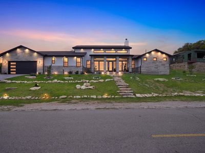 913 Larkhall Dr