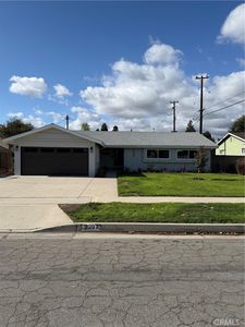 2207 Melody Ln