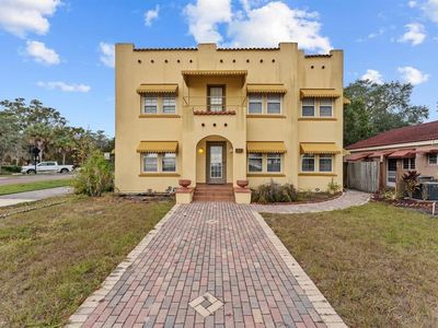 304 Lakeshore Blvd APT 1