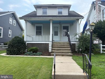 822 Merrick Ave