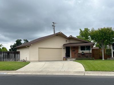 8855 Kelsey Dr