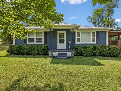 8315 Old Highway 52