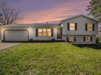 58446 W Greenfield Ct