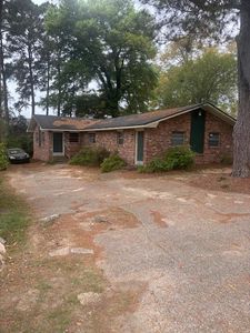 1007 Pembrook Dr