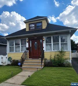 Property at 7-20 Fern St, Fair Lawn, NJ
