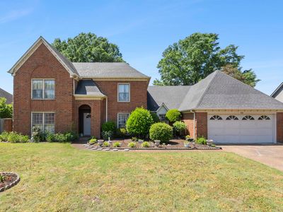 2033 Westbriar Dr