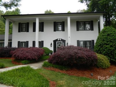 1793 Cedar Dr SE