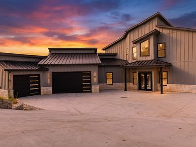 1780 Lakeside Dr