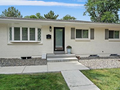 8244 E Kenyon Drive