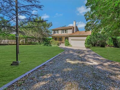 800 Goose Creek Lane