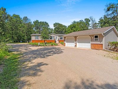 N7255 COZY OAKS CIRCLE