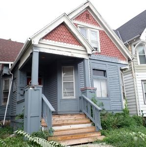 2247 N 41st STREET
