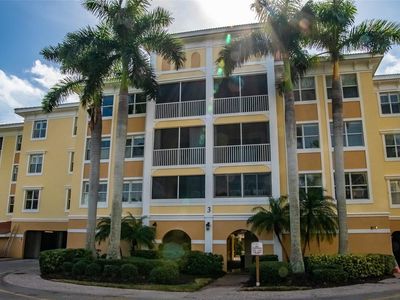 255 W End Dr #3