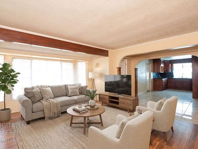 309 Lovell Way